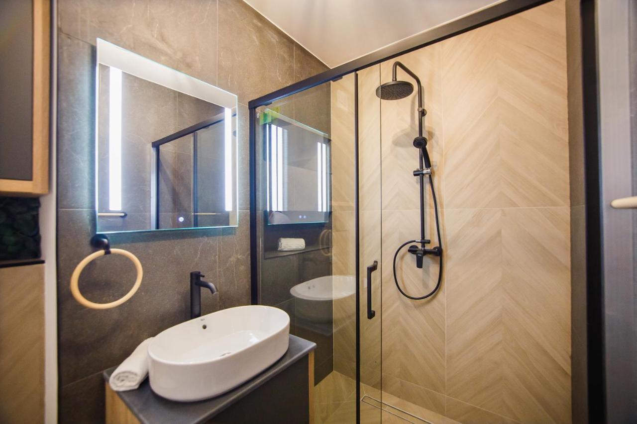 Duo Vibe Apartment 오라데아 외부 사진